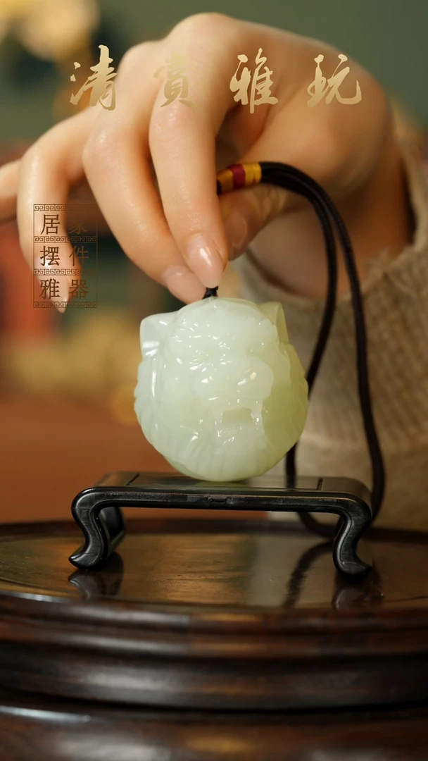 玉《虎虎生威虎头》摆件