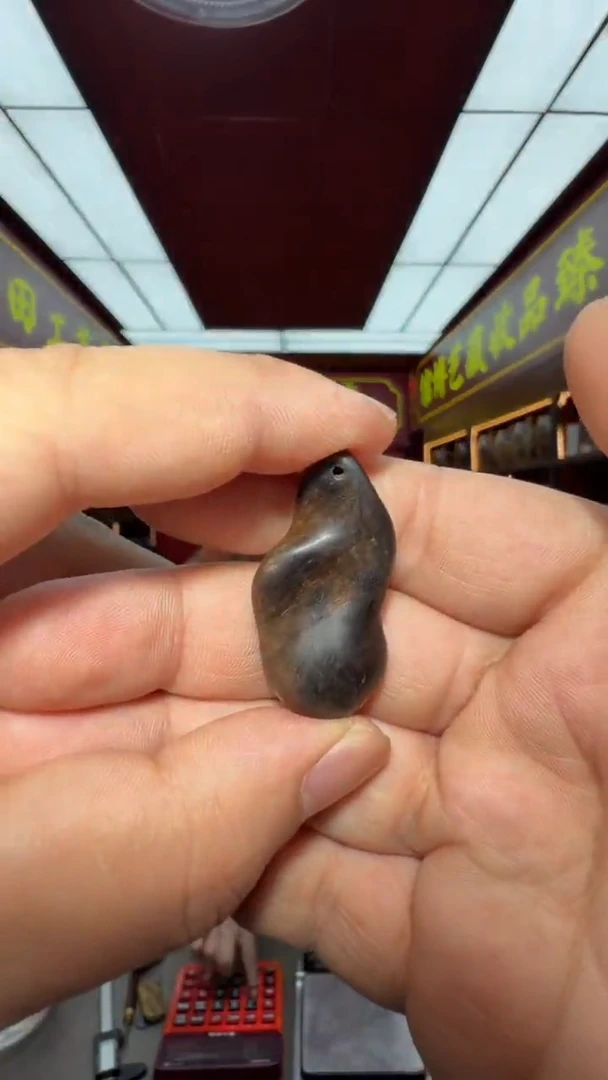 沉香吊坠多样性发一 海南