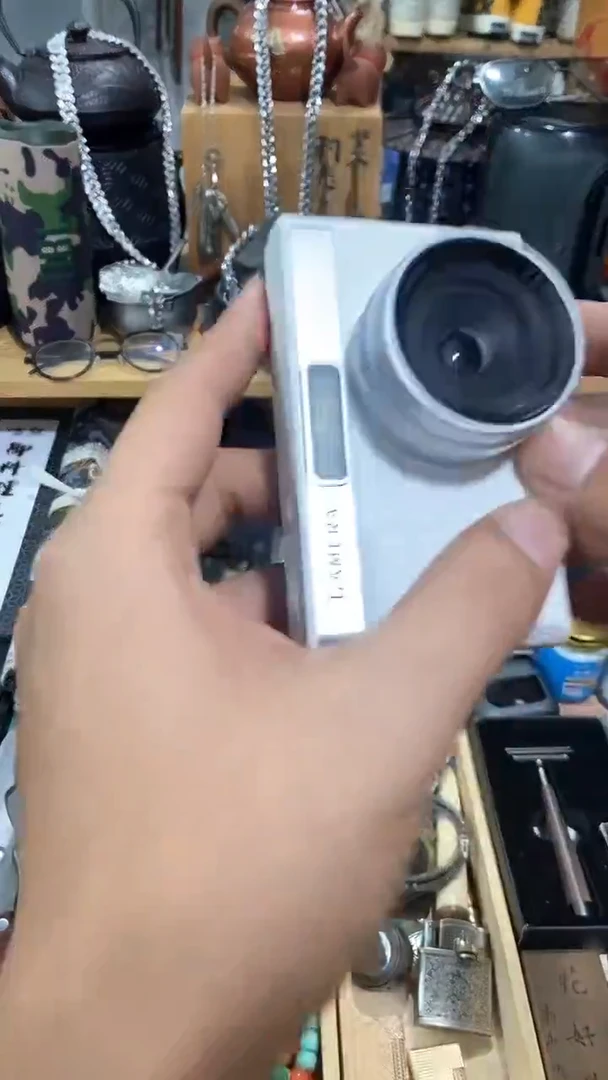 瓷片闪购商品  如图所示