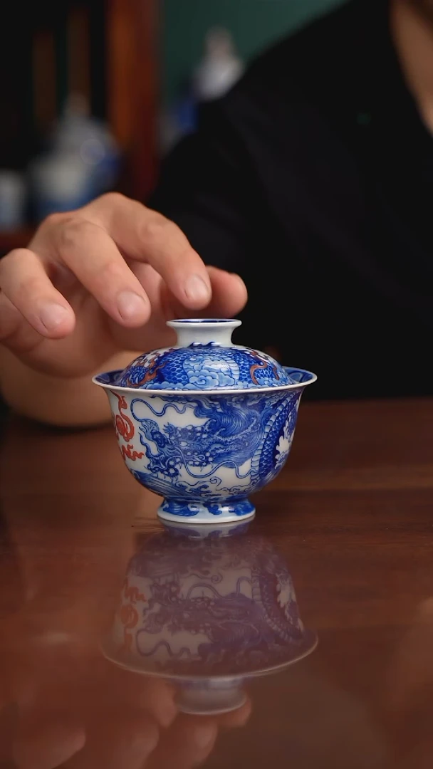 自成柴窑青花釉里红