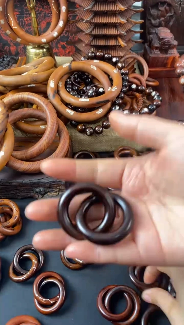 【闪购商品】木枣木玉化小乾坤圈随机发