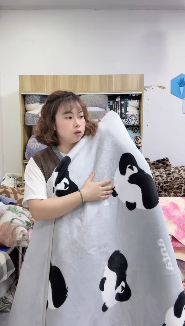 聚酯纤维1.2*1.5大熊猫