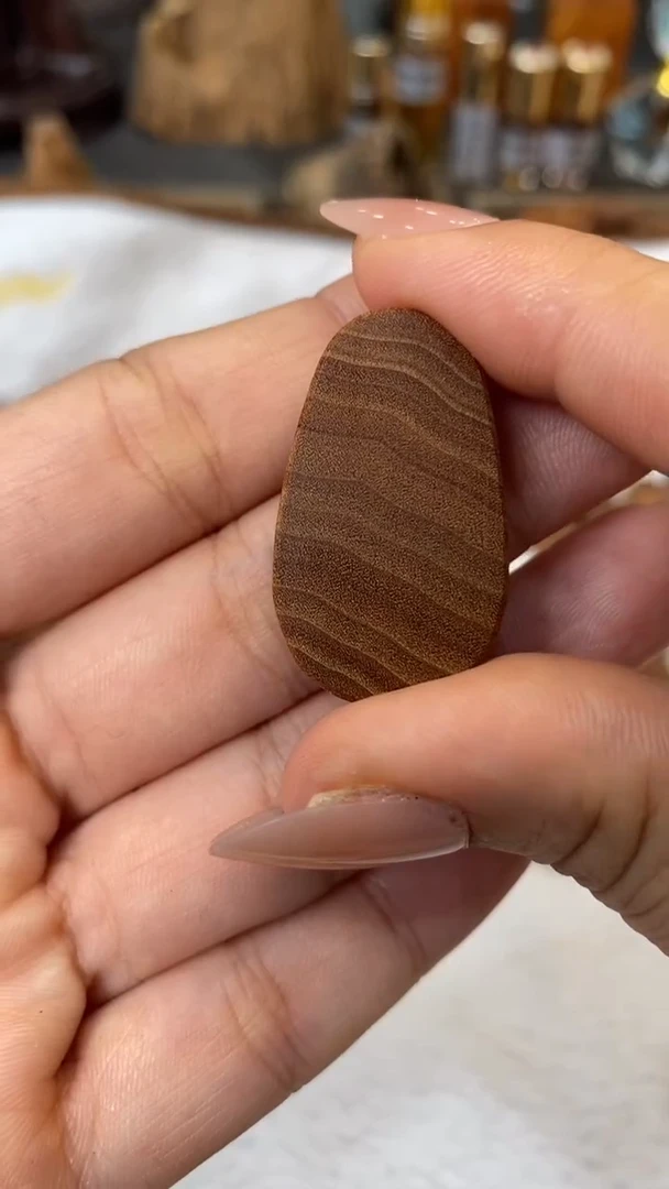 木质类棋楠级药香回流老山檀香小吊坠-2号