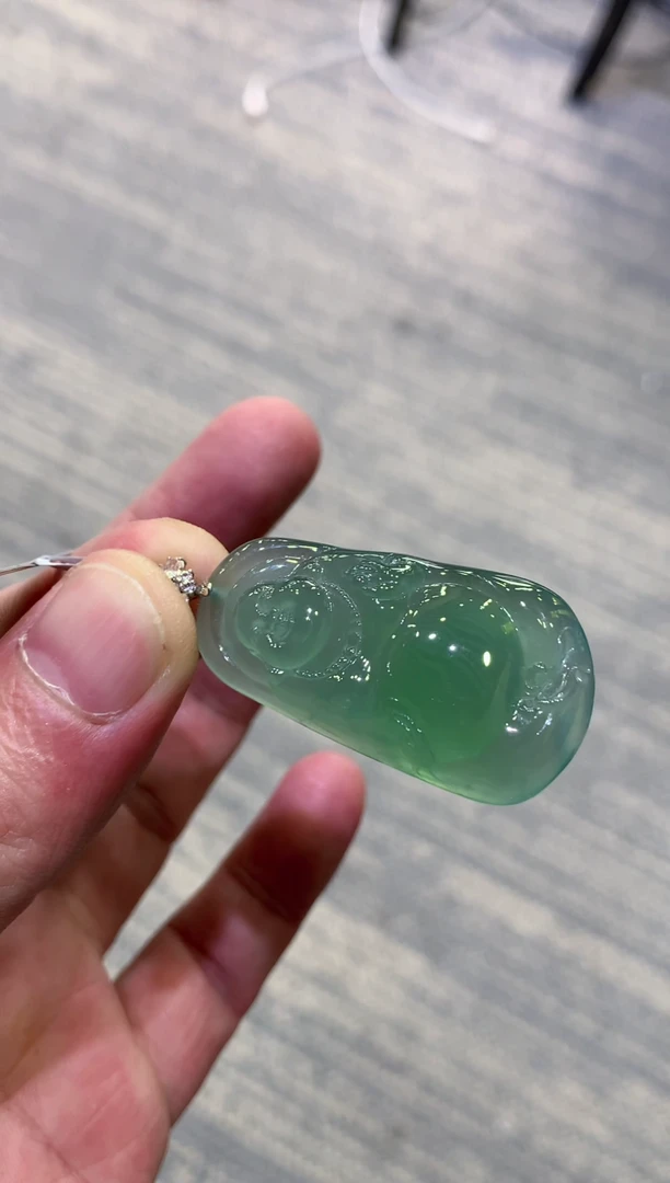 颈饰未镶嵌翡翠天然A货翡翠