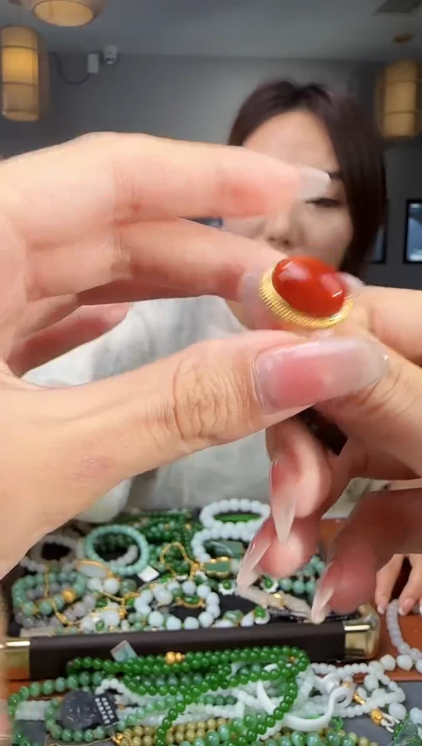 银S925镶嵌南红玛瑙戒指1