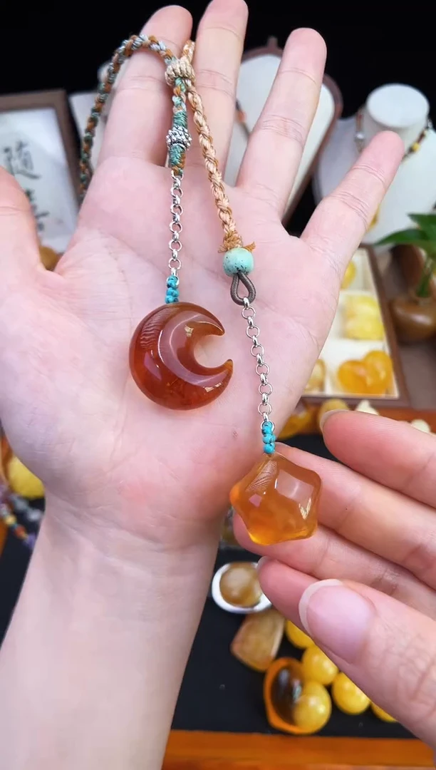琥珀未镶嵌珠宝奇石阿****甜柒月