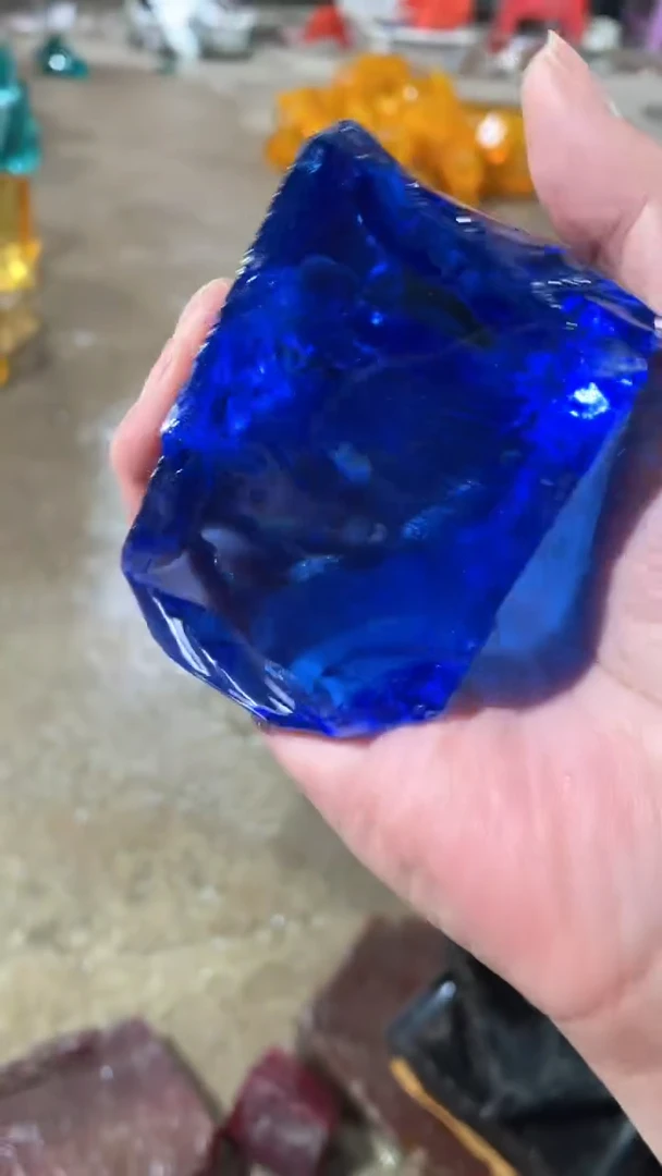 新疆五彩石原石摆件