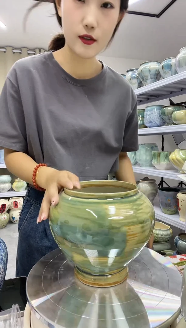 【8.25  陶瓷花盆   】