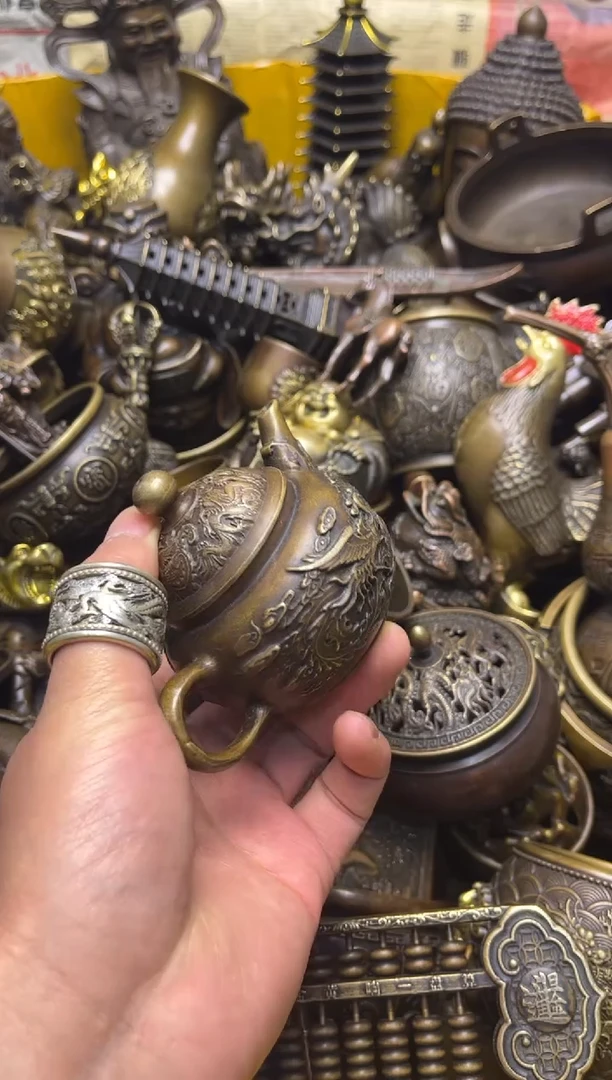 精美铜器，点击下单