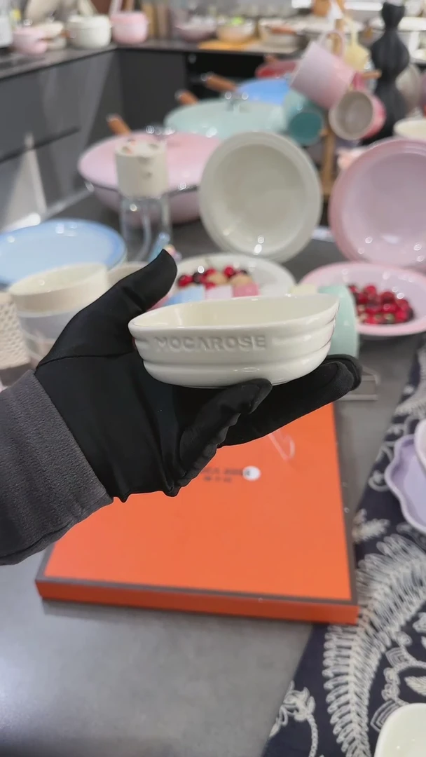 【闪购商品】瓷方形炻彩蘸料碟9cm-奶油白x1