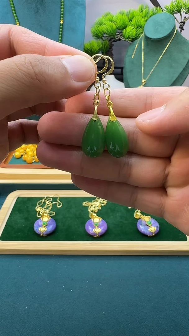 和田玉14K金镶嵌耳饰E119