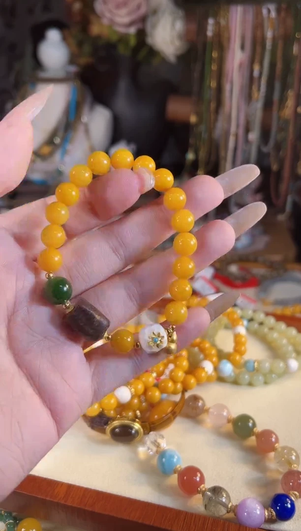 【闪购商品】蜜蜡手链未镶嵌多样性发货其一