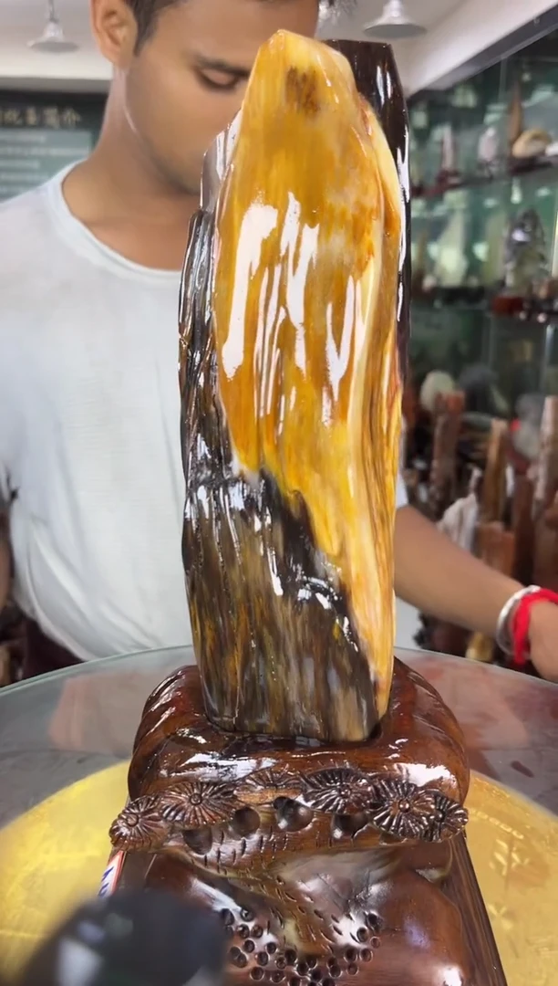 缅甸天然树化玉摆件