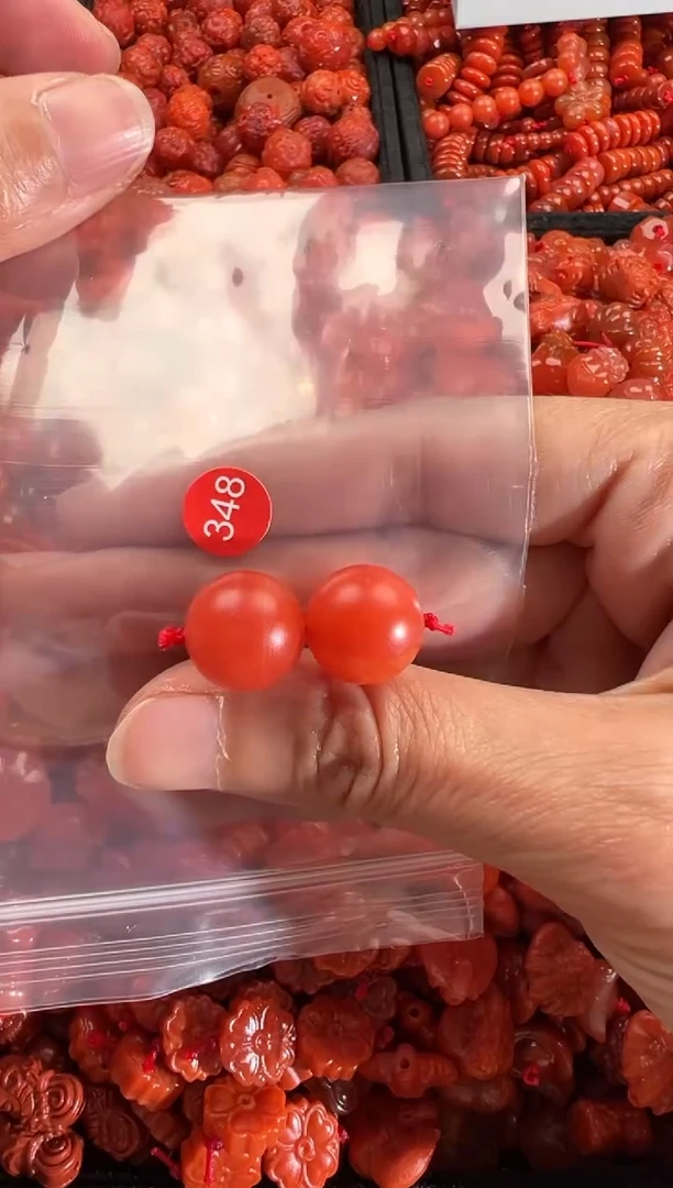 【闪购商品】南红玛瑙颈饰未镶嵌1