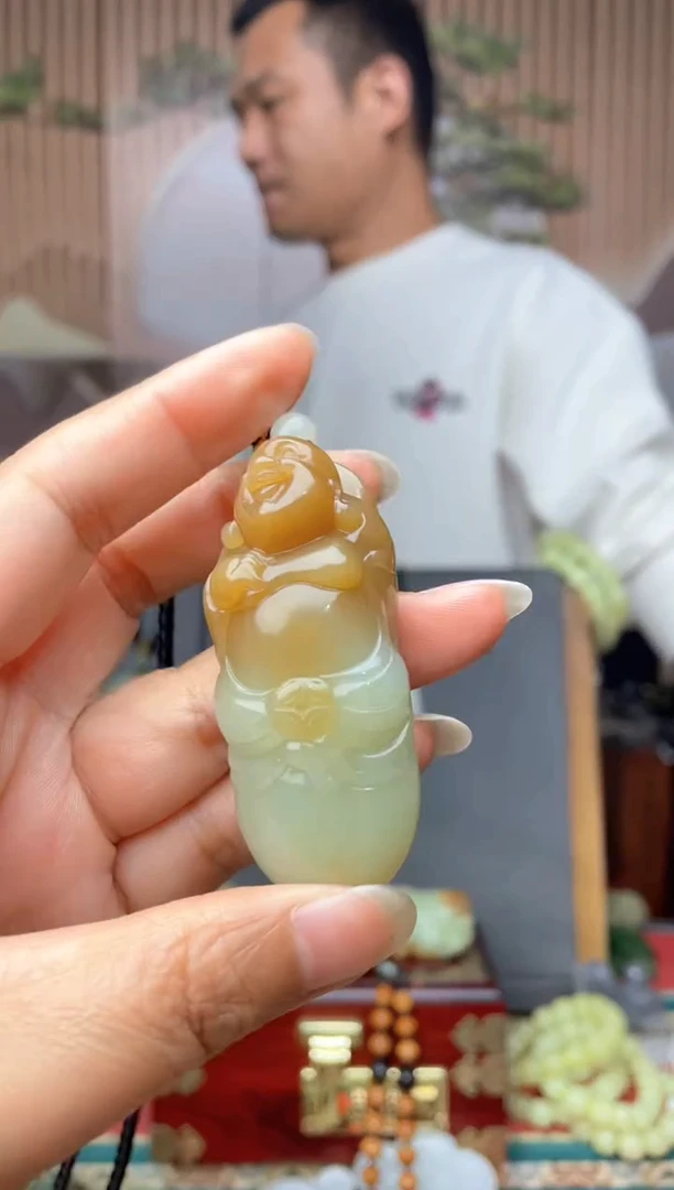 颈饰未镶嵌和田玉拍一发一