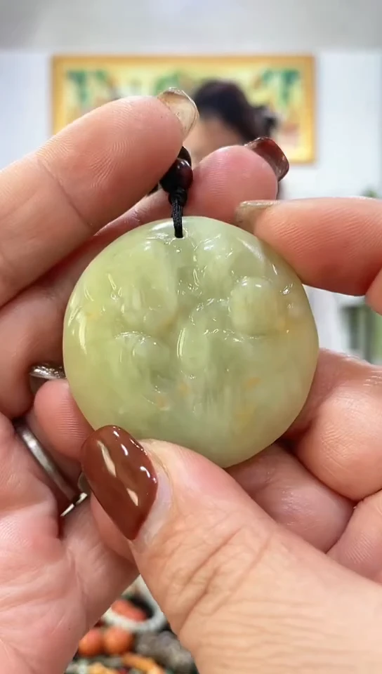 未镶嵌岫玉挂件