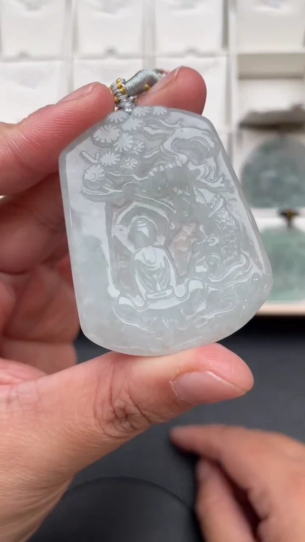 颈饰未镶嵌翡翠天然缅甸翡翠A货69