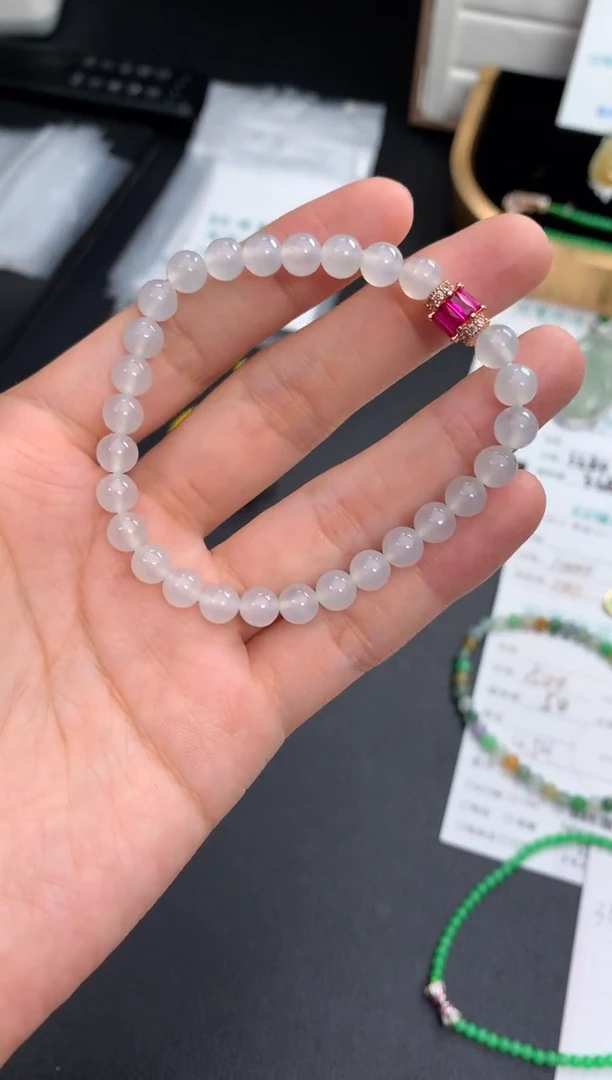 未镶嵌挂件翡翠48小时鉴赏期 退货不扣服务费