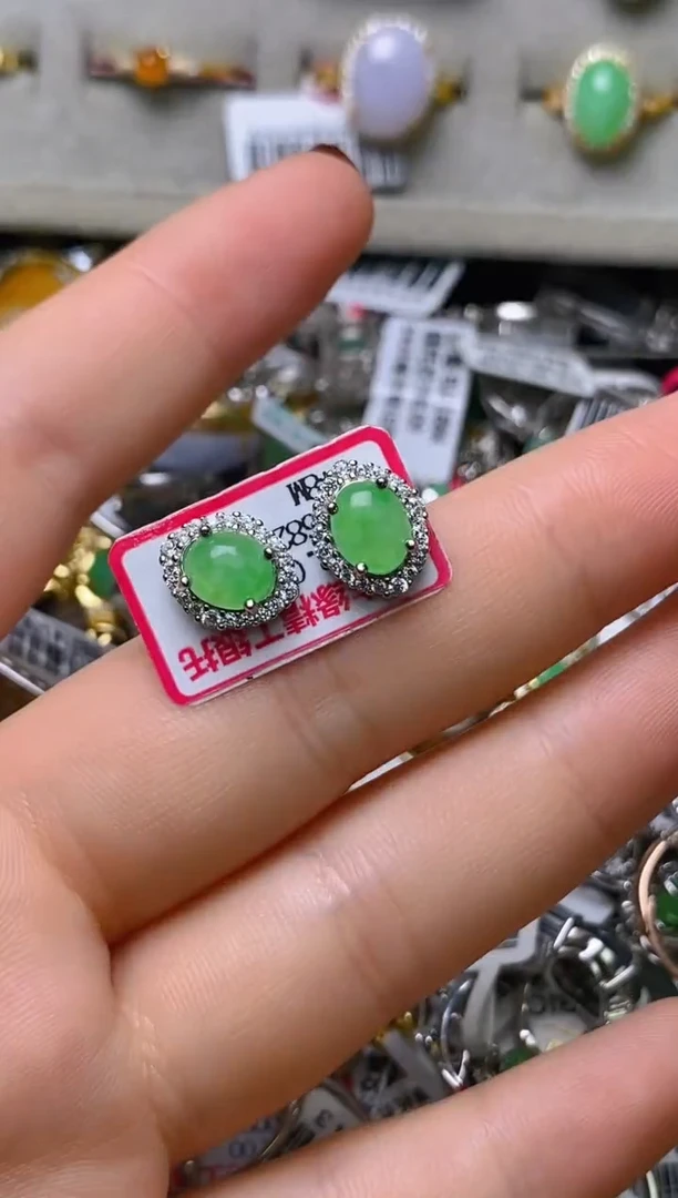 银S925镶嵌戒指翡翠百内无证书