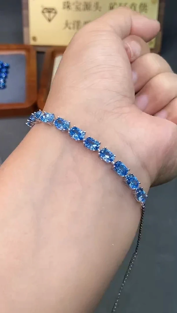 银S925镶嵌手链海蓝宝石..........