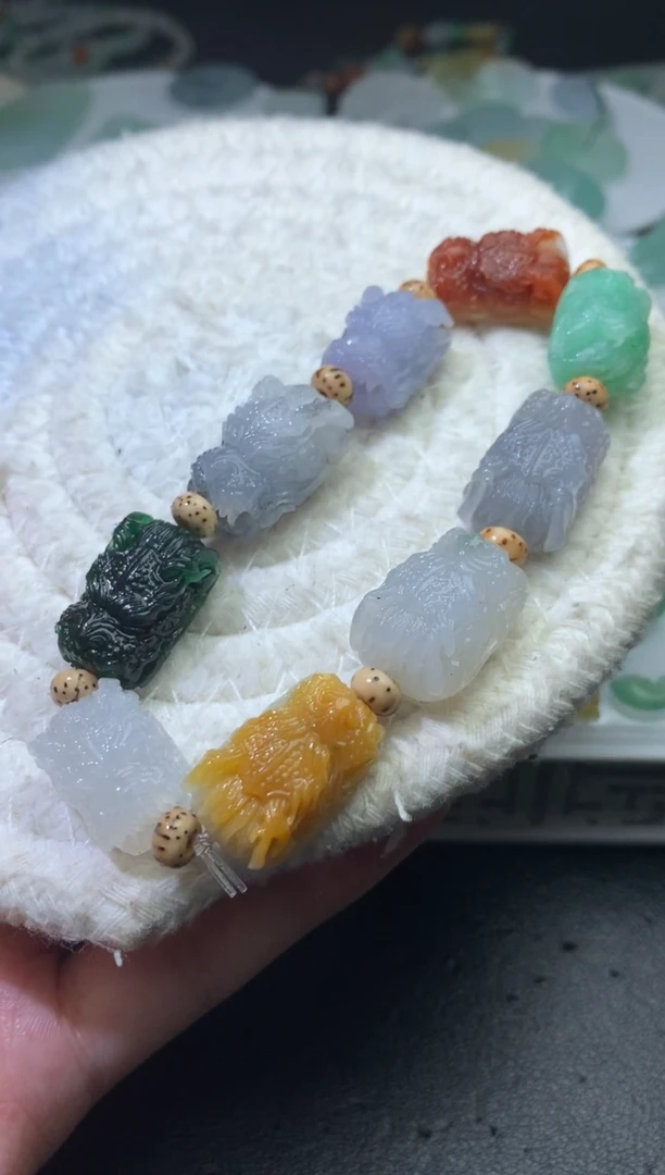 未镶嵌定制翡翠毛货