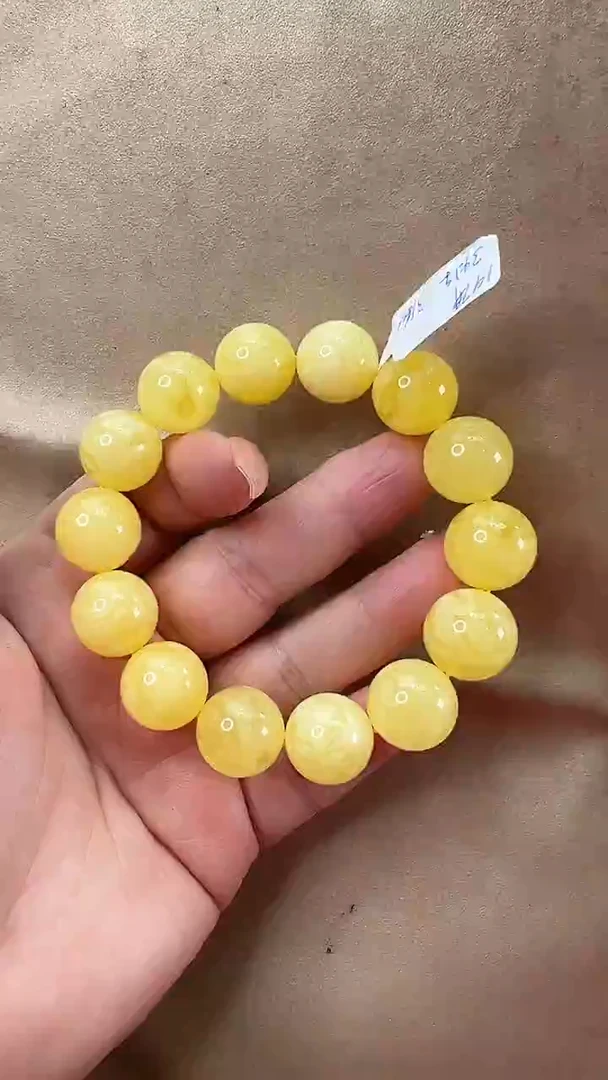 琥珀颈饰未镶嵌手串