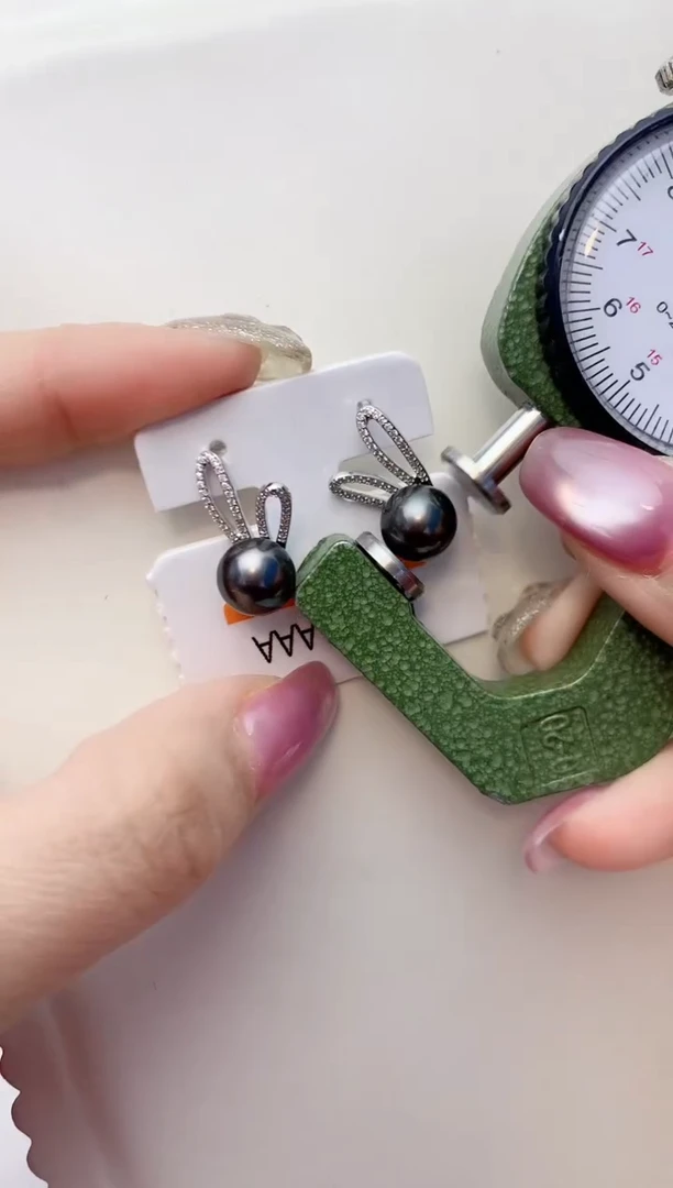 银S925镶嵌耳饰海水珍珠A30