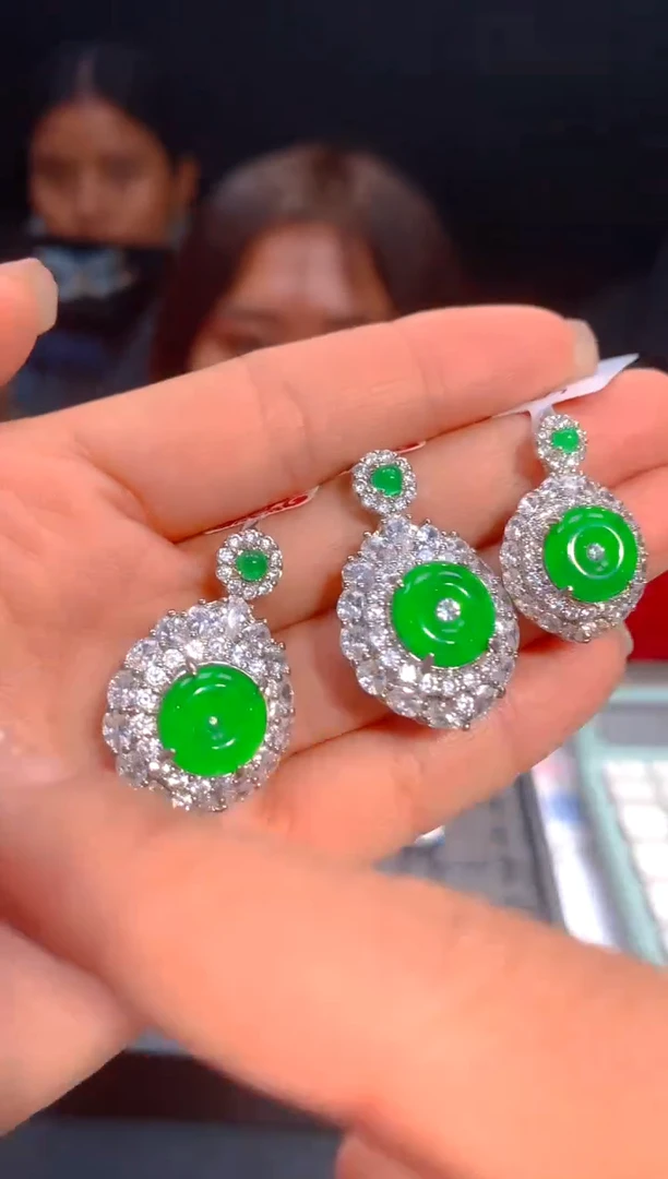 【闪购商品】定制翡翠未镶嵌25-多样性发货（发其一）