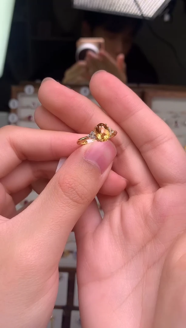 银S925镶嵌戒指黄晶。。。。