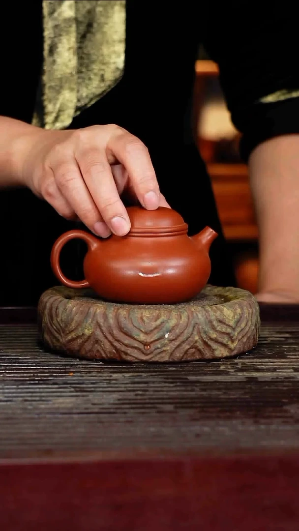 宜兴原矿紫砂壶茶壶宜兴原矿紫砂壶茶壶150C