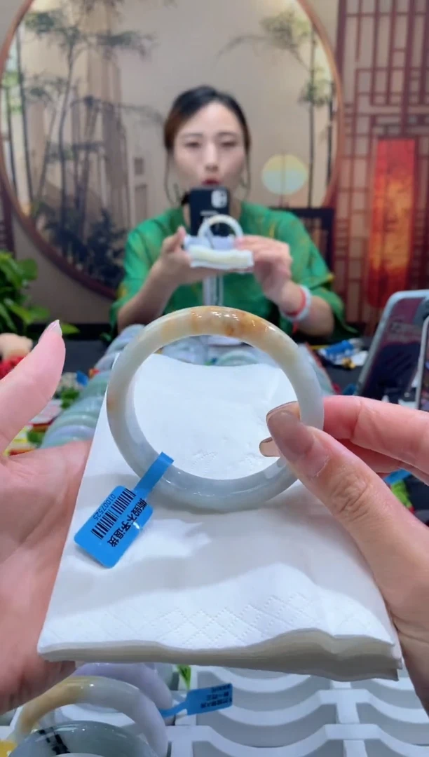 未镶嵌手镯翡翠000051751