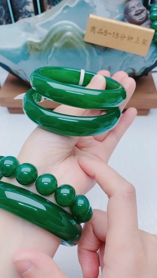 【闪购商品】玛瑙/玉髓手镯未镶嵌玛瑙手镯