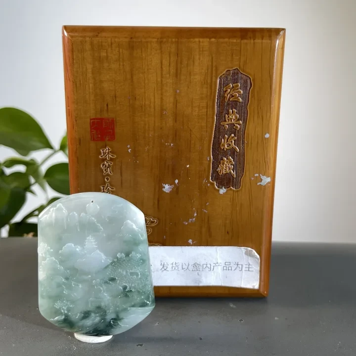 JCW30-010 H 天然缅甸A货翡翠