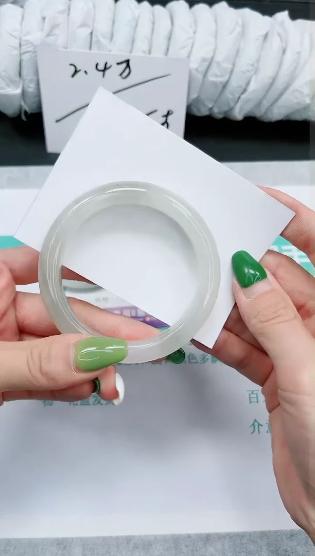 石英质玉手镯未镶嵌796-56.1