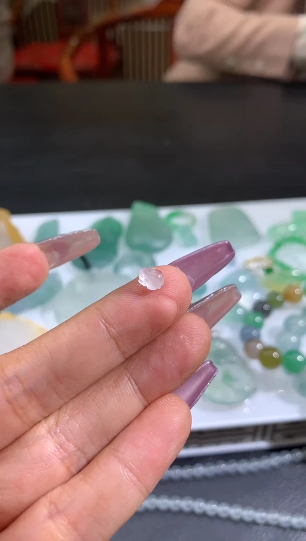 未镶嵌定制翡翠C****.翡翠