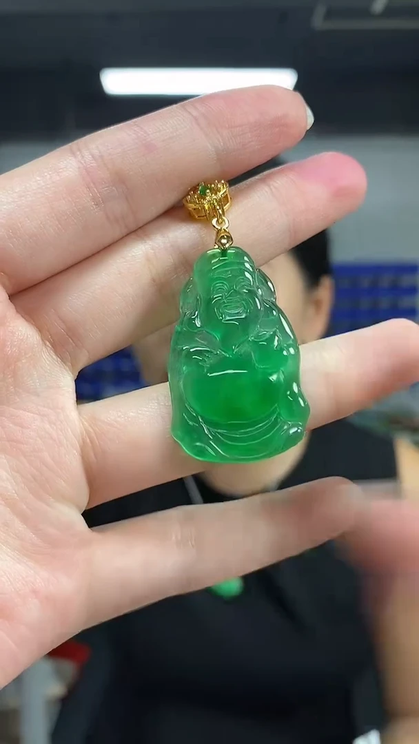 颈饰未镶嵌翡翠多样性发其一颜色微差