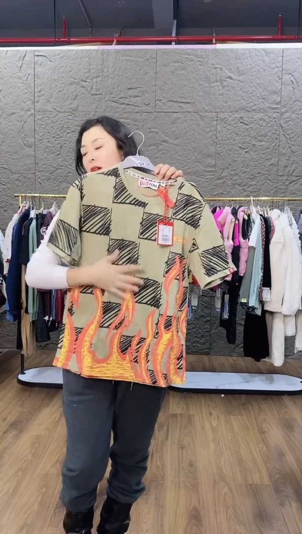XS闪购衣服编码005