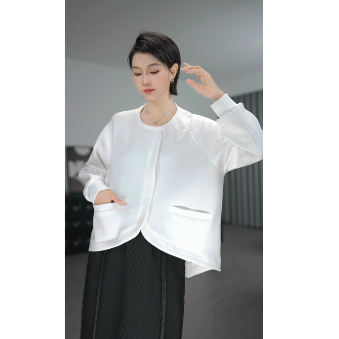 鑫鑫2025秋季新款下摆不规则设计小众炸街高级感女装百搭卫衣1808