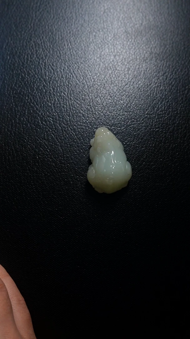 颈饰未镶嵌和田玉貔貅