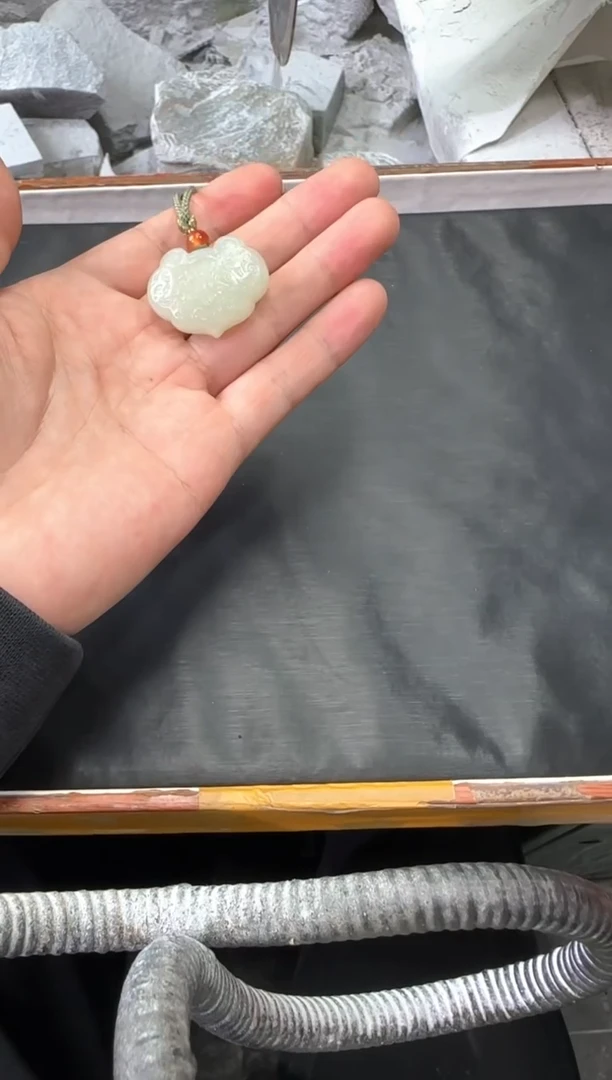 【闪购商品】和田玉颈饰未镶嵌锁