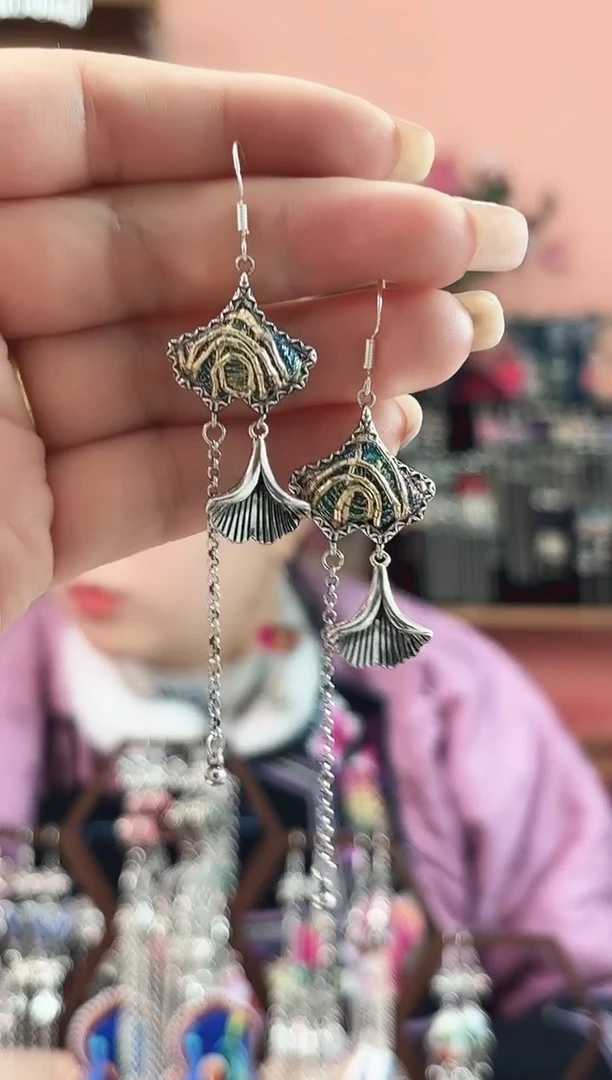 艺枝独绣手工饰品  592