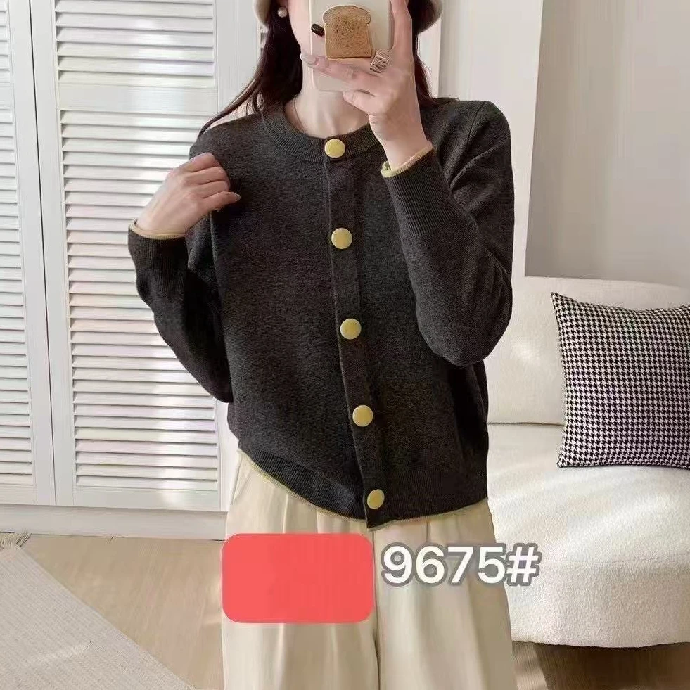 小鑫肝@现货浮力圆领带扣可开衫简宁百搭毛衣 9675