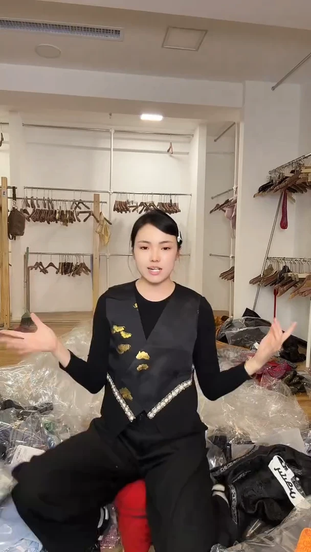 Xl   130斤以里  马甲