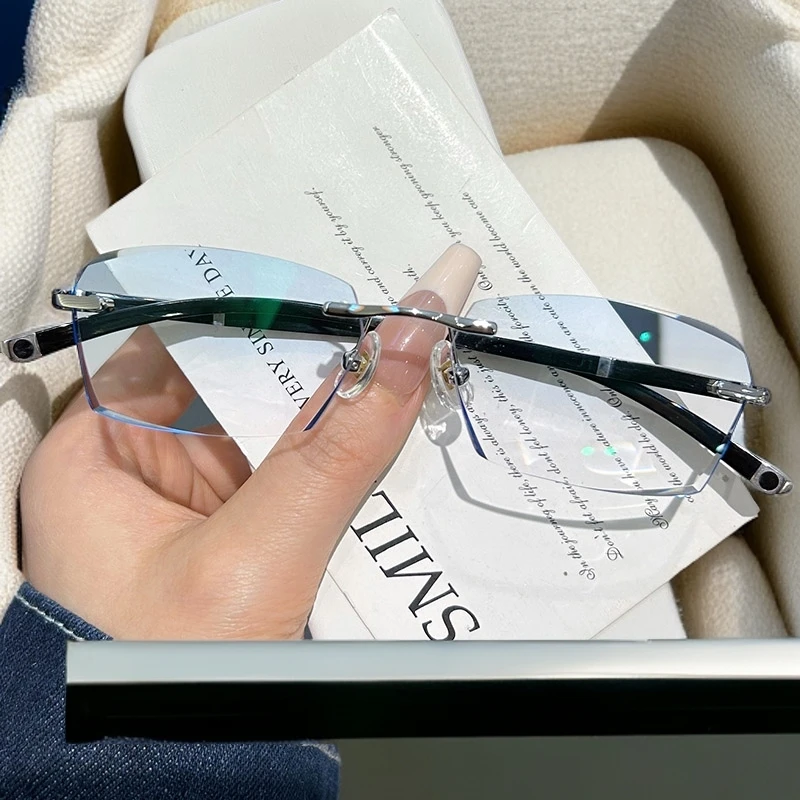 康目星超轻板材防过敏无框防蓝光平光变色可配度数眼镜近视眼镜