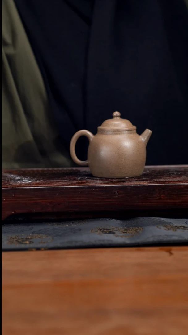 【闪购商品】紫砂茶壶150cc黄龙山原矿段泥古莲子24