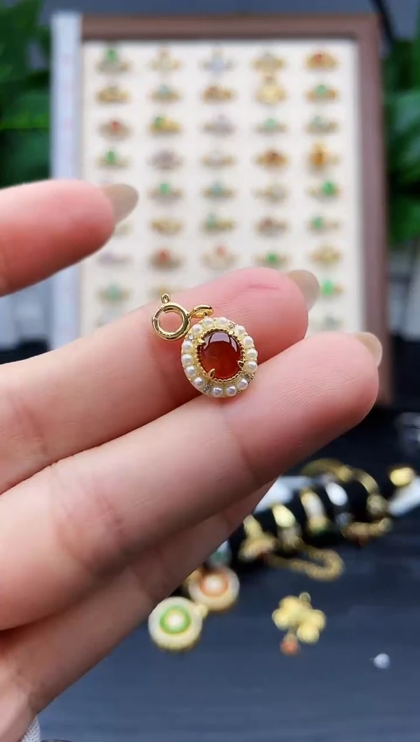 颈饰银S925镶嵌翡翠h****h12