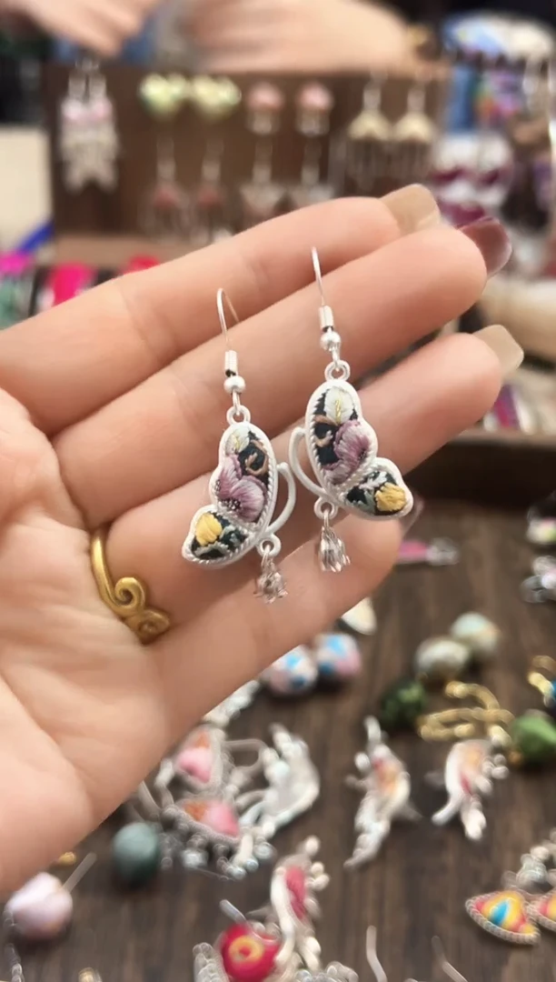 【闪购商品】织绣民族风老绣饰品328