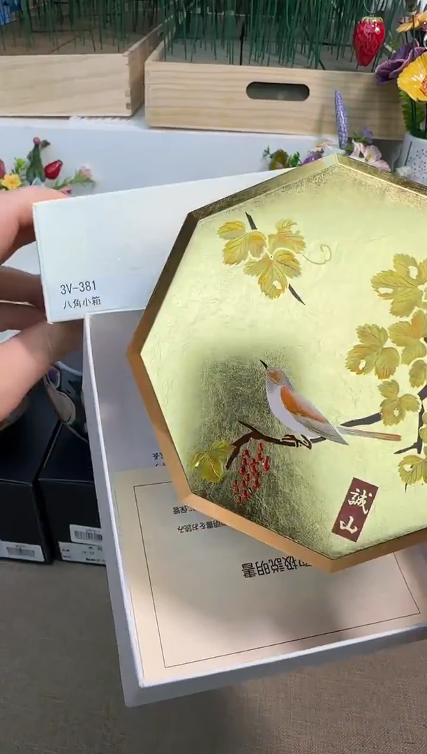 瓷片辰辰家的瓷器真好看