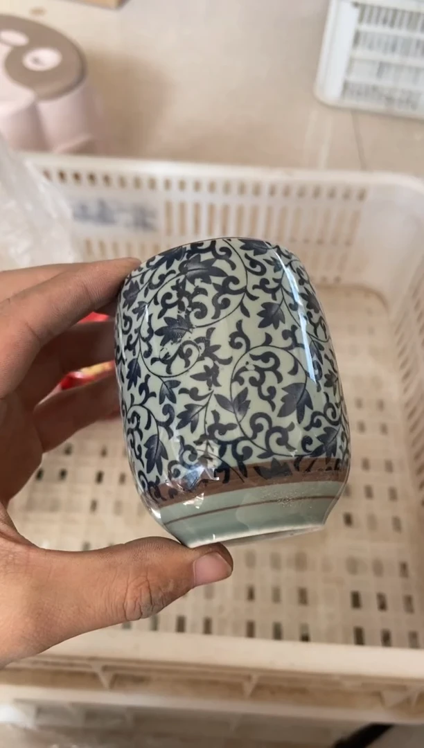 无运费险有瑕疵的摄影的产品有使用过的痕迹有点脏介意勿拍