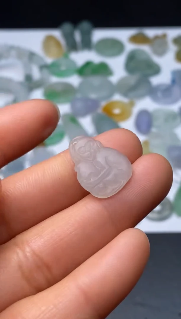 【闪购商品】定制翡翠未镶嵌翡翠毛货~